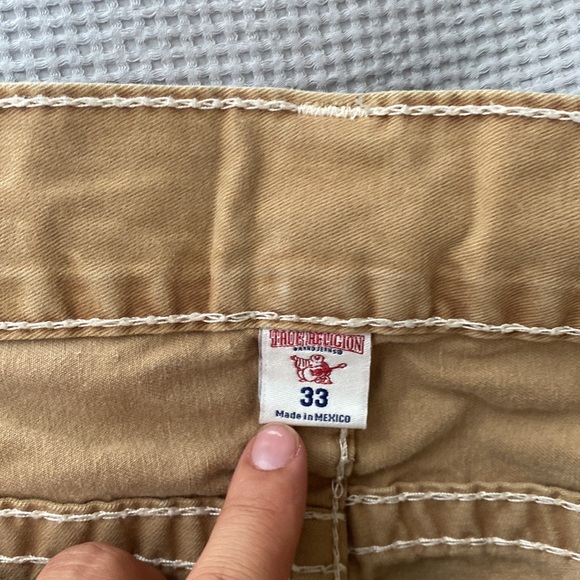 Read - Picture 3 of 3